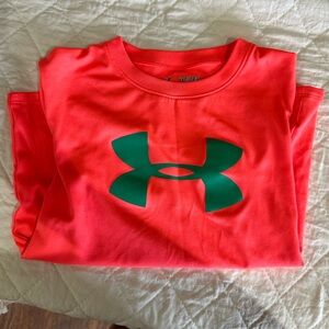 Girls melon color shirt size xs
